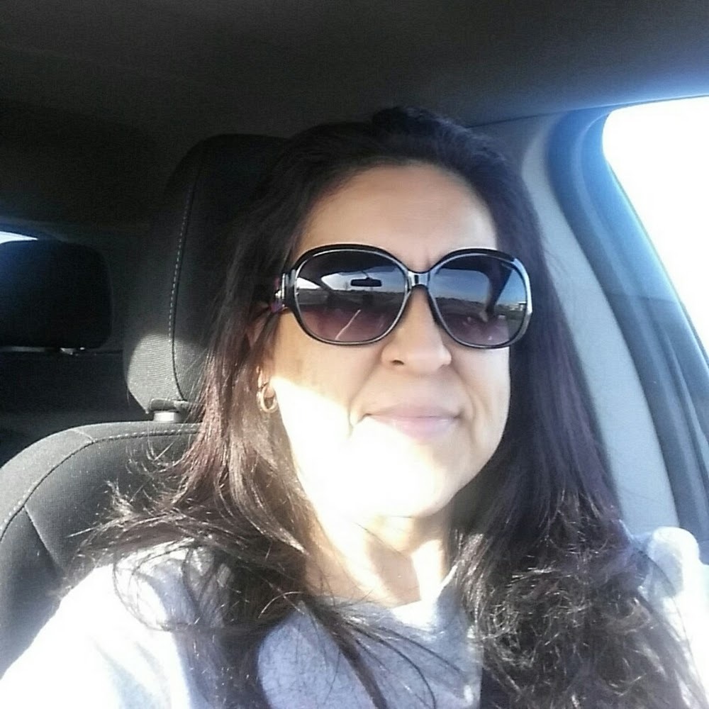 Meet your Posher, Risa